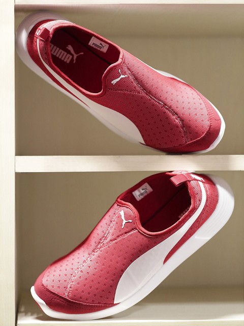 

Puma Unisex Red ST Trainer Evo Slip-On Sneakers