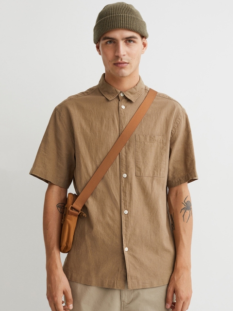 

H&M Men Green Solid Relaxed Fit Linen-Blend Shirt