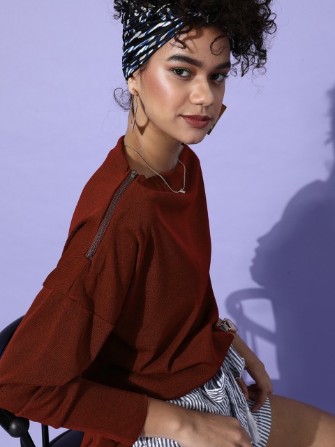 

iki chic Women Alluring Red Solid Knitted Top