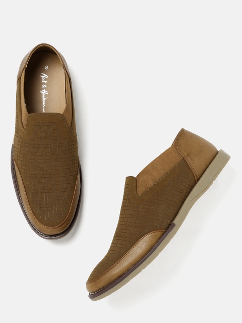 

Mast & Harbour Men Brown Textured Slip-Ons