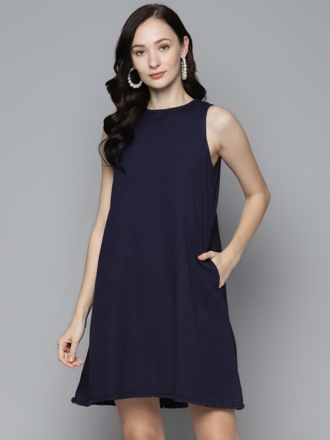 

Femella Navy Blue Sheath Swing Dress