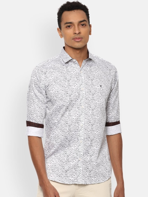

V Dot Men White Slim Fit Opaque Printed Casual Cotton Shirt