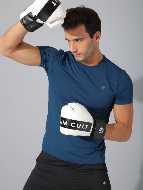 

Cultsport Men Blue T-shirt