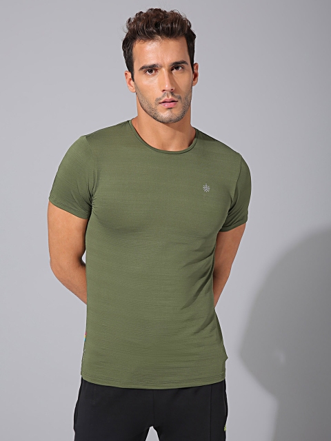 

Cultsport Men Olive Green Self Designed T-shirt