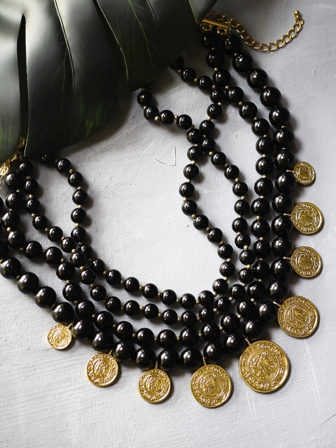

Bellofox Black & Gold-Toned Choker Necklace