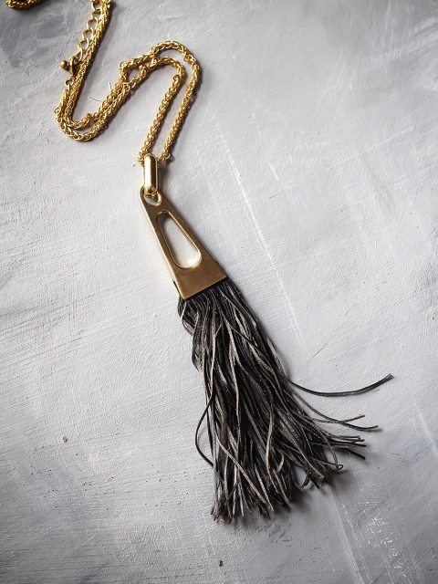 

Bellofox Gold-Toned & Black Tasselled Necklace