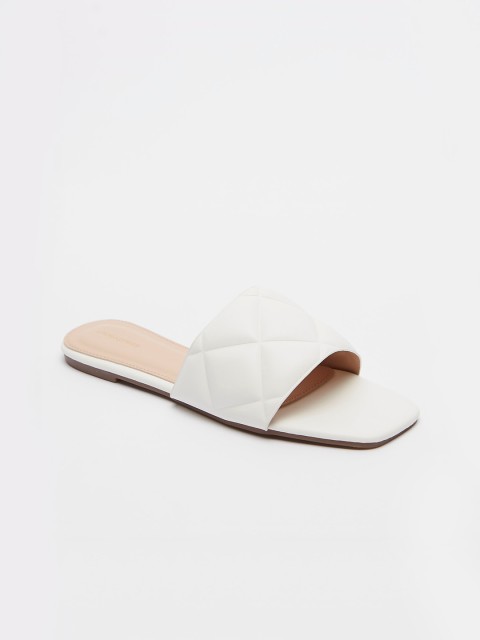 

shoexpress Women White Quilted Slip-On Sliders
