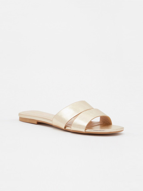 

shoexpress Women Gold-Toned Open Toe Flats