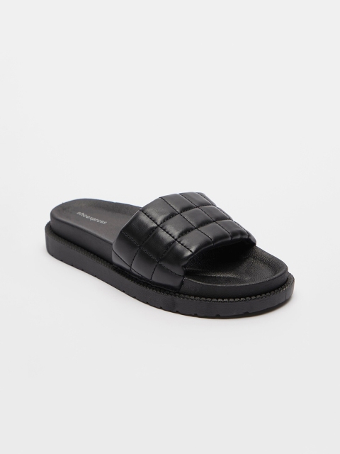 

shoexpress Women Black Sliders