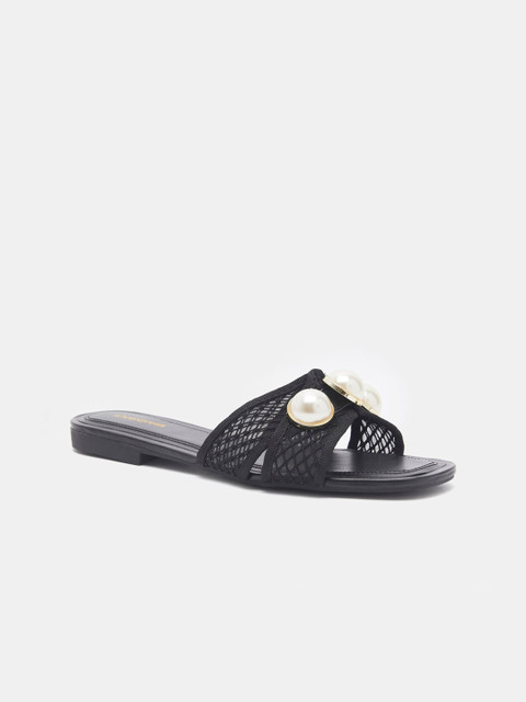 

shoexpress Women Black Printed Open Toe Flats