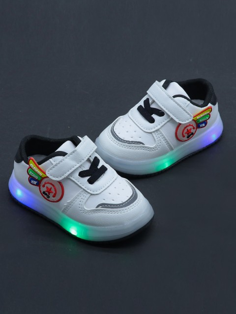 

FEETWELL SHOES Kids White & Red Solid Sneakers