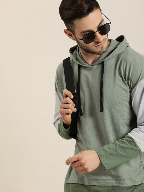 

Moda Rapido Men Green & White Solid Pure Cotton Hooded T-shirt