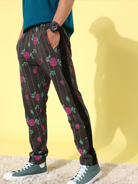 

HERE&NOW Men Grey & Green Floral Printed Regular Fit Track Pants With Side Stripes