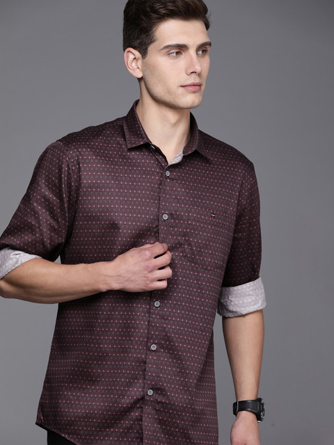 

Louis Philippe Jeans Men Purple & Yellow Slim Fit Printed Pure Cotton Casual Shirt