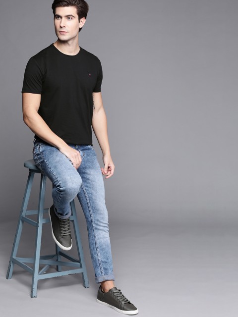 

Louis Philippe Jeans Men Black Solid Slim Fit T-shirt
