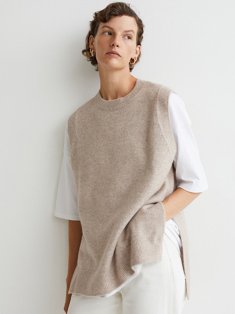 

H&M Women Beige Knitted Sweater Vest