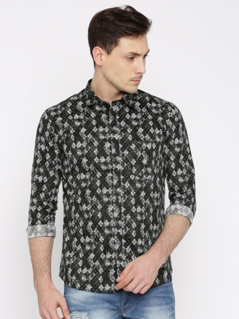 

SELA Men Green & Grey Printed Casual Shirt