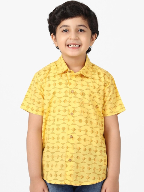 

Fabindia Boys Yellow Opaque Printed Casual Shirt