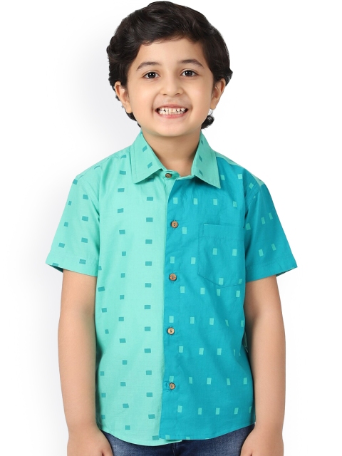 

Fabindia Boys Teal Blue & Green Opaque Colourblocked Cotton Casual Shirt