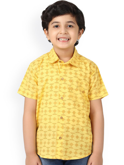 

Fabindia Boys Yellow Opaque Printed Casual Shirt