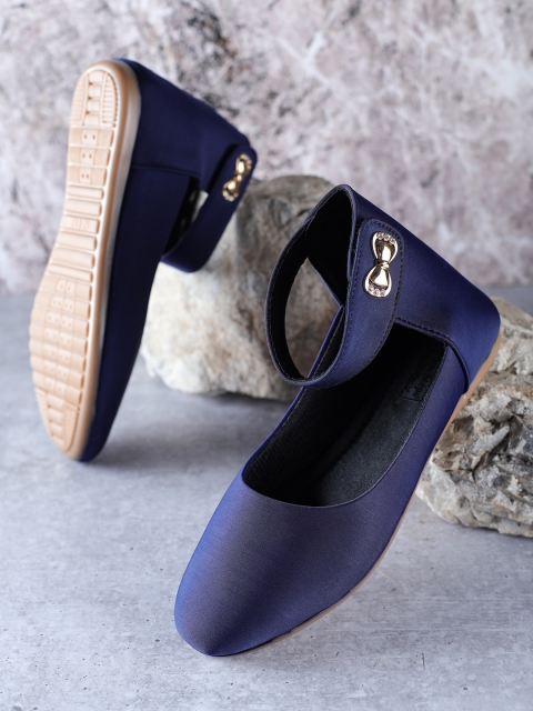 

LONDON STEPS Women Blue Ballerinas with Bows Flats