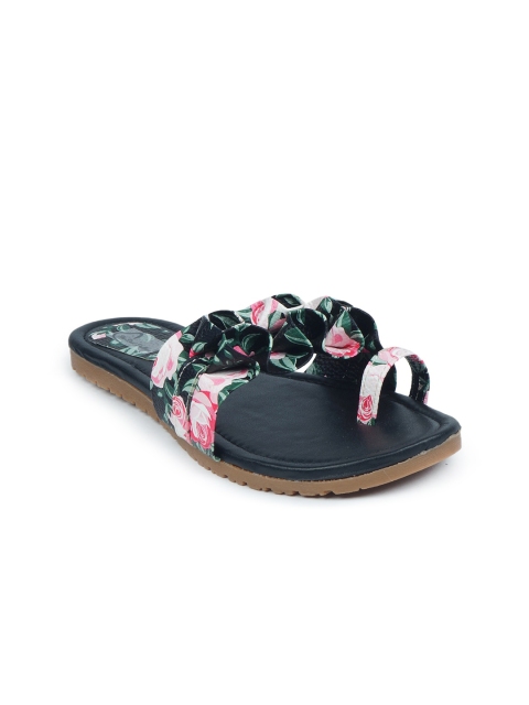 

The Desi Dulhan Women Black Leather Printed Open Toe Flats