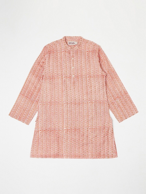 

Fabindia Boys Red Printed Ethnic Motifs Kurta
