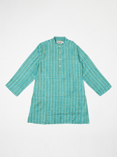 

Fabindia Boys Green Striped Keyhole Neck Mirror Work Kurta