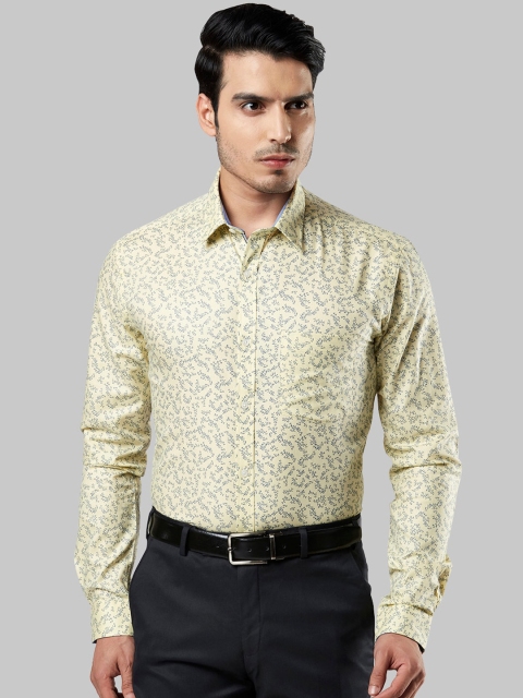 

Next Look Men Yellow Slim Fit Floral Opaque Printed Formal Shirt