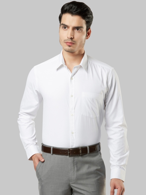 

Next Look Men White Opaque Formal Shirt