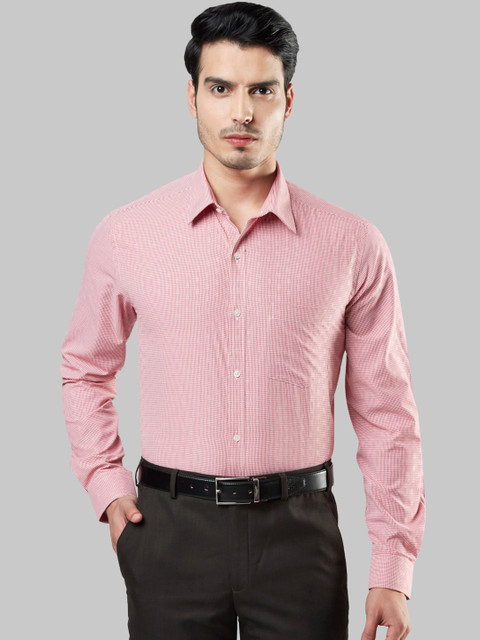 

Next Look Men Red Micro Checks Opaque Checked Formal Shirt