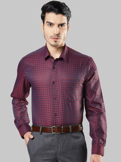 

Next Look Men Red Opaque Printed Formal Shirt