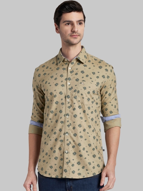 

Parx Men Beige Slim Fit Floral Opaque Printed Casual Shirt