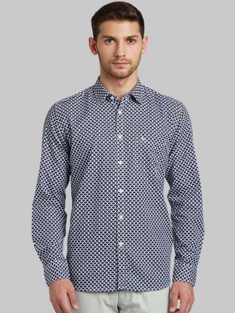 

Parx Men Blue & White Slim Fit Opaque Printed Casual Shirt