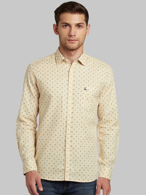 

Parx Men Beige Slim Fit Floral Opaque Printed Casual Shirt