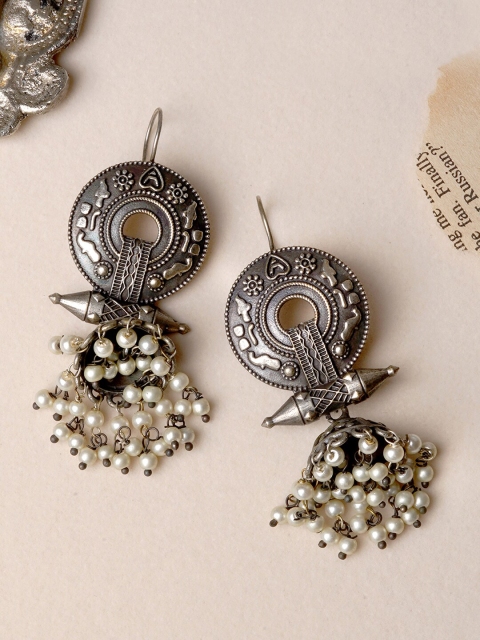 

TEEJH Silver-Toned & Off White Dome Shaped Jhumkas Earrings