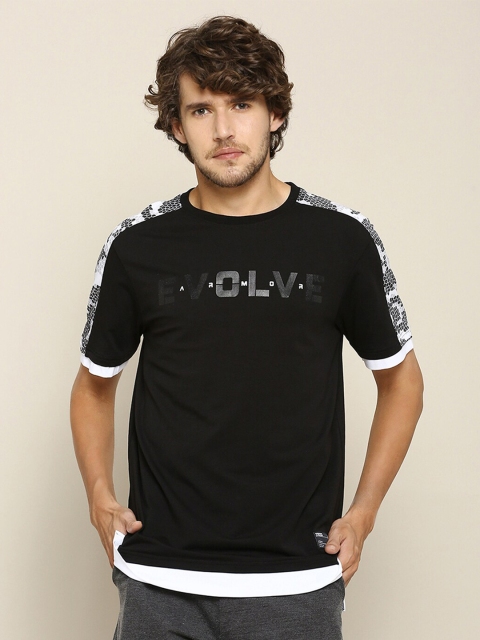 

Street Armor by Pantaloons Men Black & White Typography Printed T-shirt
