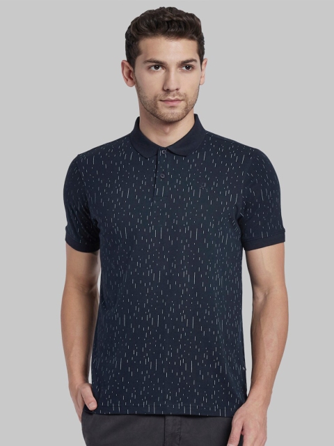 

Parx Men Navy Blue Polo Collar T-shirt