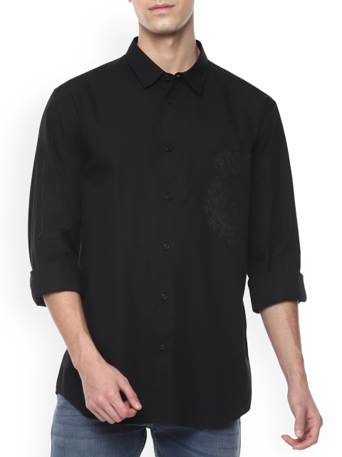 

Versace Jeans Couture Men Black Opaque Cotton Casual Shirt