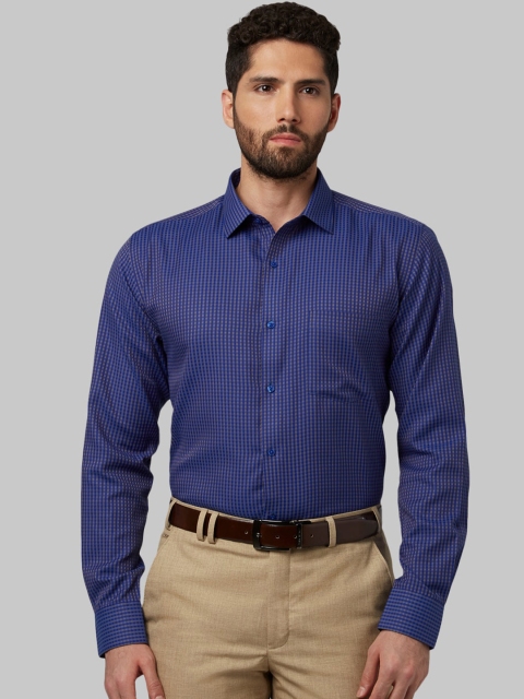 

Park Avenue Men Blue Slim Fit Opaque Checked Formal Shirt