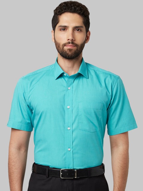 

Park Avenue Men Green Opaque Formal Shirt