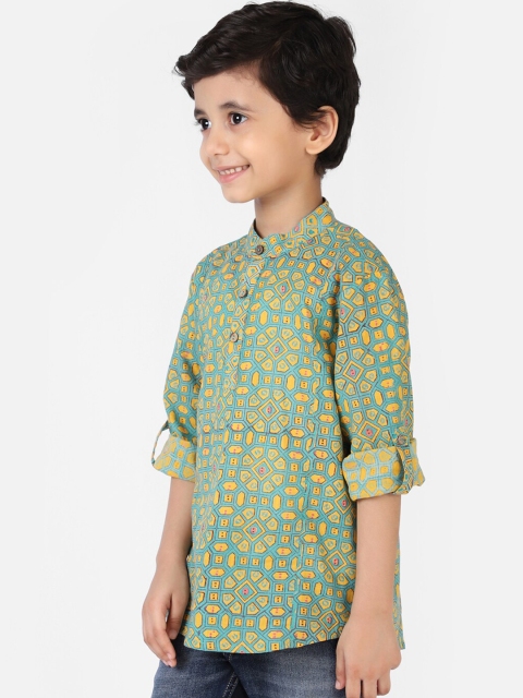 

Fabindia Boys Green & Yellow Geometric Printed Thread Work Pathani Kurta