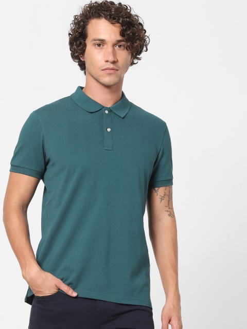 

Celio Men Green Polo Collar Pockets T-shirt