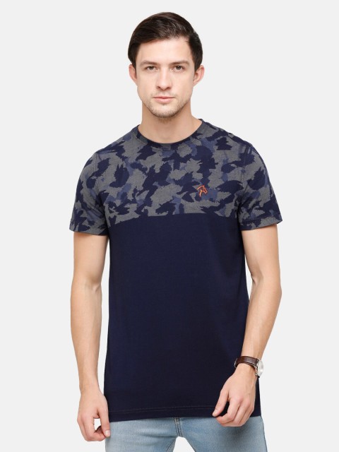 

Classic Polo Men Blue Printed Pockets Slim Fit T-shirt