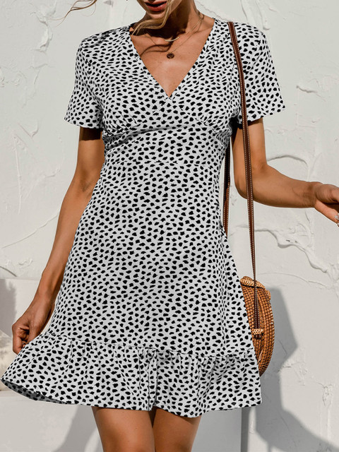 

URBANIC Women White & Black Printed A-Line Dress