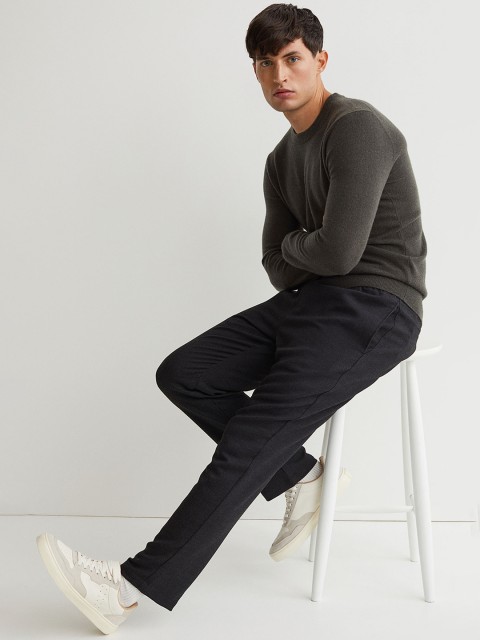

H&M Men Grey Regular Fit Joggers