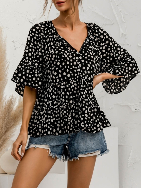 

URBANIC Black & White Tiered Top