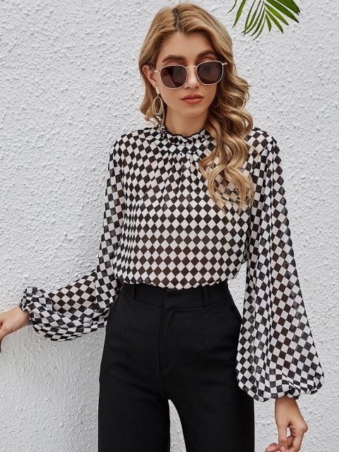

URBANIC White & Black Checkered Monochrome Regular Top