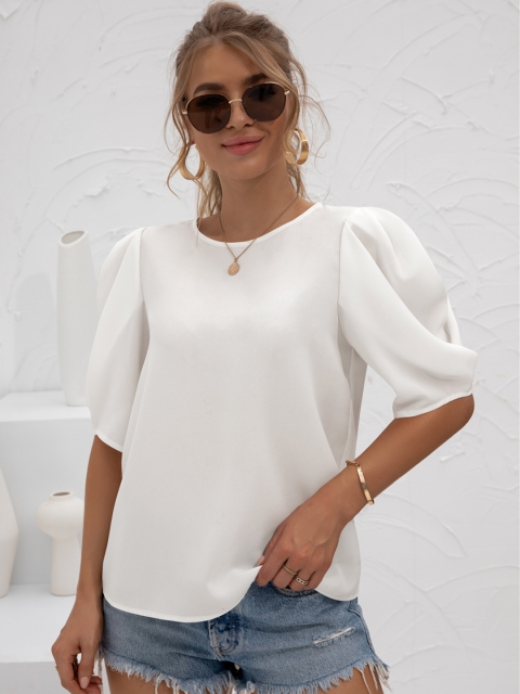 

URBANIC White Solid Regular Top