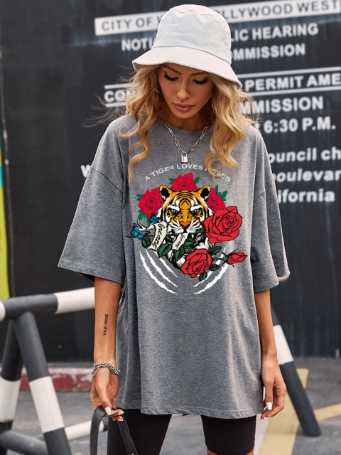 

URBANIC Women Grey Relaxed Fit Printed Drop-Shoulder Sleeves Longline T-shirt